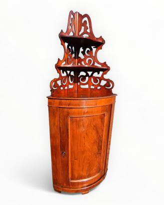 Antica angoliera 800 lombarda restaurata in noce