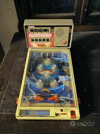 flipper vintage Galaxy Explorer 