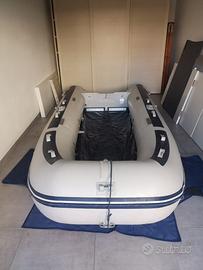 Gommone Honwave, motore per ricambi