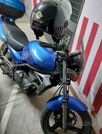 Moto Kawasaki