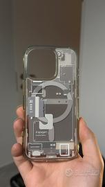 Cover iPhone 16 Pro Spigen