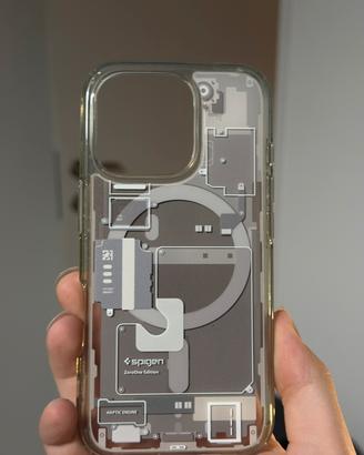 Cover iPhone 16 Pro Spigen