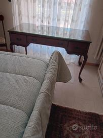 scrivania vintage in legno