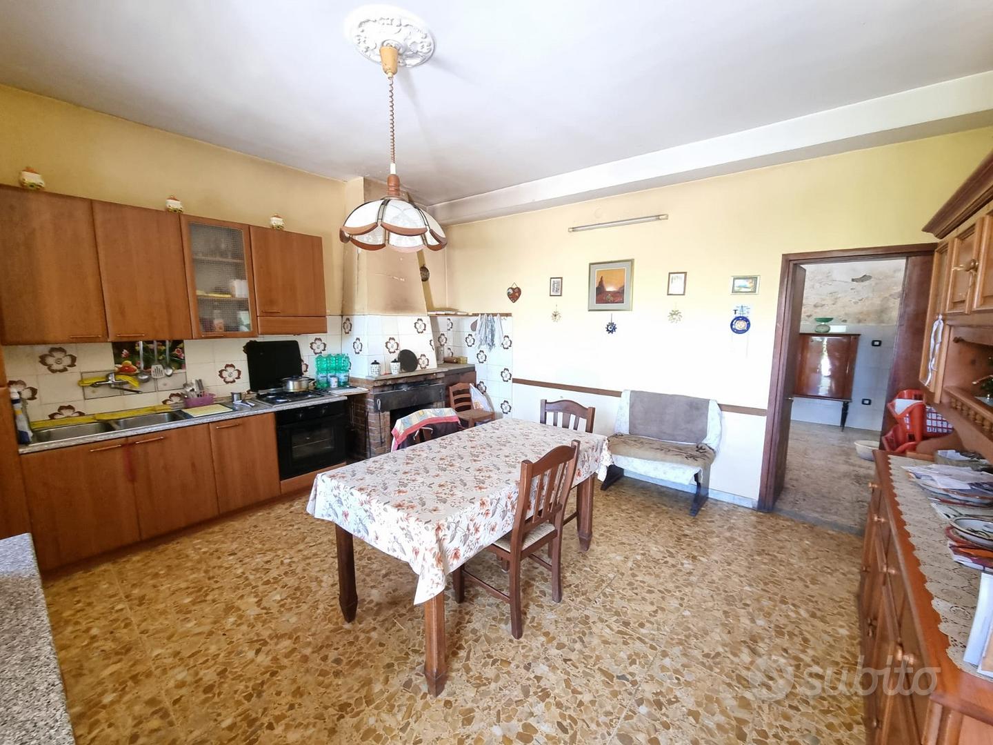 Terreno agricolo con deposito - Altro