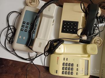Vari telefoni fissi vintage 