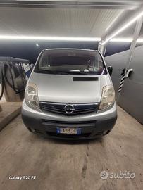 Opel vivaro 9 posti
