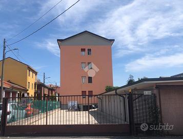 MULTILOCALE A SIZIANO