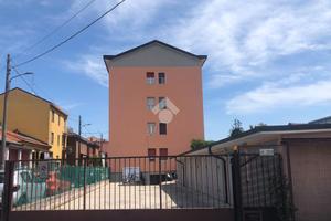 MULTILOCALE A SIZIANO