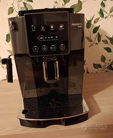 macchina caffè automatica DeLonghi 