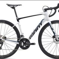 Bici da corsa endurance GIANT DEFY ADVANCED 2 -M