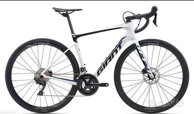 Bici da corsa endurance GIANT DEFY ADVANCED 2 -M