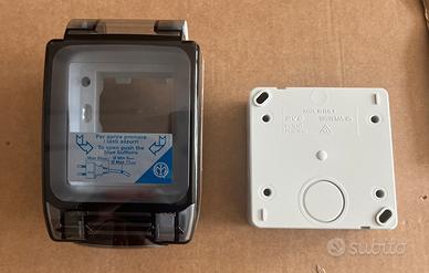Contenitore Ave seal ip56 2 moduli