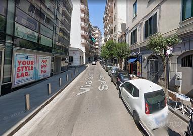 Locale commerciale a Salerno centro