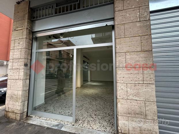 Negozio Bari [Locale1400ACG]