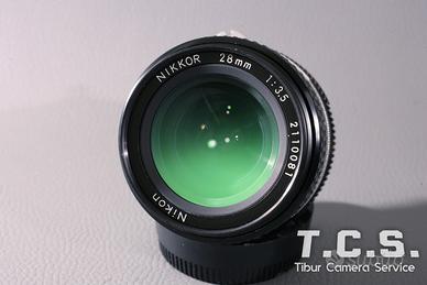 Nikon AI-S 28mm f/3.5 