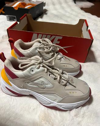 Nuove, Mai indossate NIKE M2K TEKNO 38.5