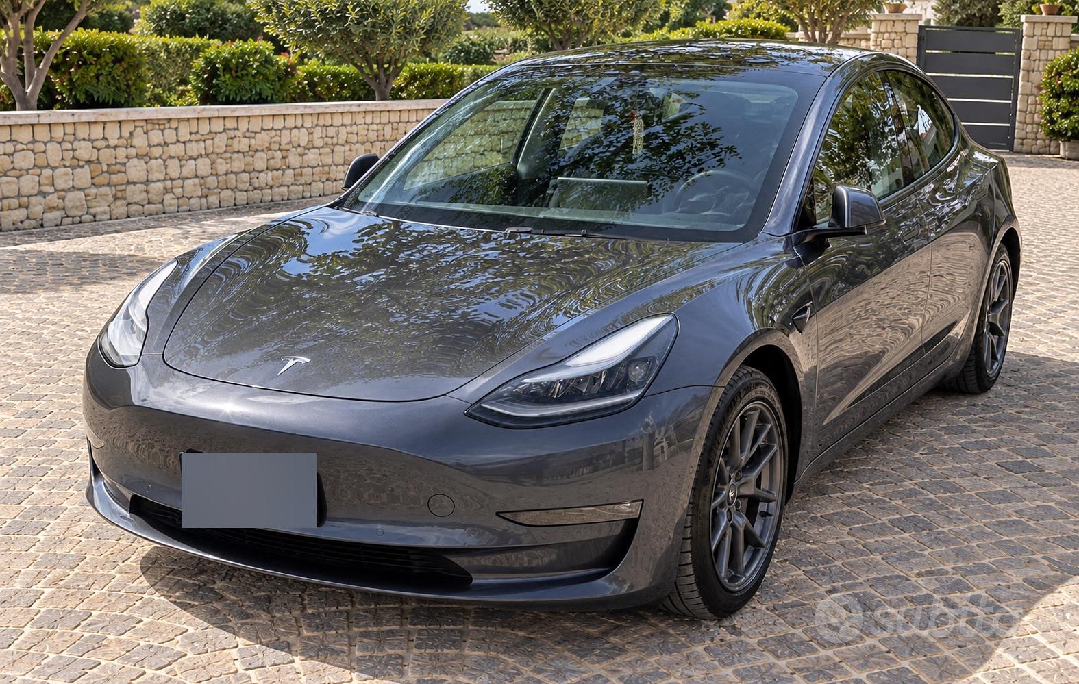 Tesla Model 3 2021 photo 2