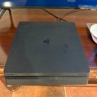 Playstation 4 slim