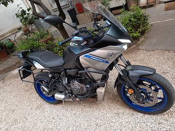 YAMAHA TRACER 7