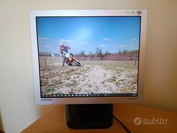 MONITOR 19 POLLICI SAMSUNG 913V