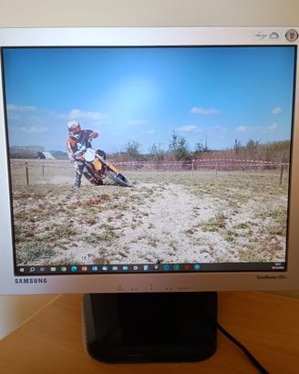 MONITOR 19 POLLICI SAMSUNG 913V