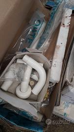 maniglioni bagno Ponte Giulio in blocco