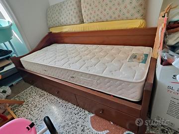 Letto singolo in legno con cassetti 