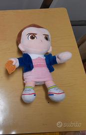 Peluche Stranger Things 32 cm---- Undici