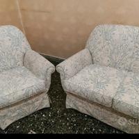 poltrone e divano 