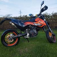 KTM 690 SMC Depotenziata
