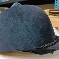 cappelli ( cap ) da fantino tg 53 e 59.