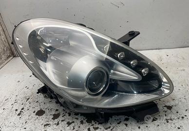 Faro destro allo xenon Alfa Romeo Giulietta