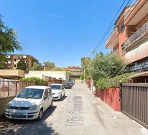 Muratella bilocale ammobiliato