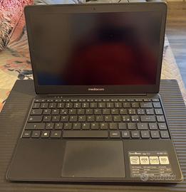 Mediacom SmartBook Edge 13.3" - Sottile, Full HD
