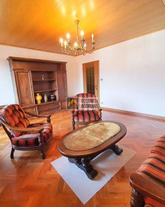 Appartamento di 103 m² con 4 locali e box auto a B
