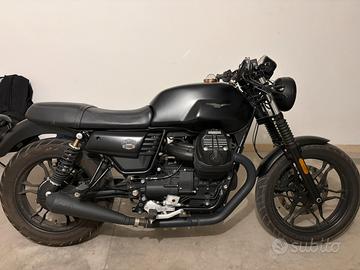 Moto Guzzi V7 III Stone