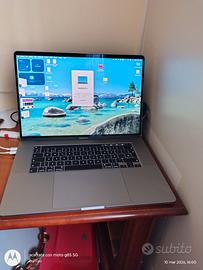 Mac book pro 16 i7 