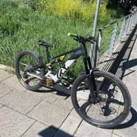 Husqvarna  Hard Cross