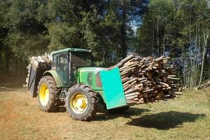 Trattore John Deere 6520