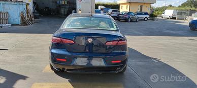 Portellone paraurti fanali alfa romeo 159