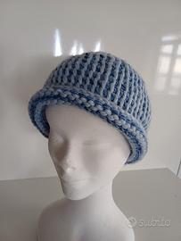 cappello da donna fatto a mano lana seta 