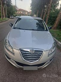 lancia delta 2013 1.6 mtj diesel Gold