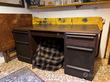 Scrivania legno massiccio