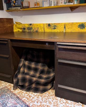Scrivania legno massiccio