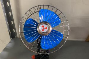 Ventilatore per auto oppure camion