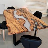 🌿 Tavoli in legno e resina 