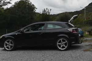 OPEL Astra 4ª serie - 1.9 150 CV -2006