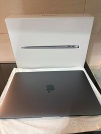 Apple MacBook M1
