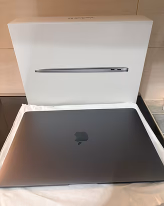 Apple MacBook M1