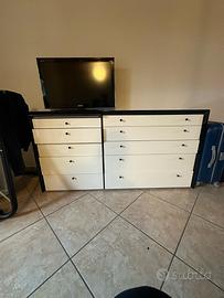 Cassettiera camera da letto